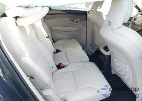 2026 Volvo Xc90 Plug-In Hybrid T8 Ultra 7-Seater z USA, uszkodzony, nr VIN YV4H60PF9T1431489